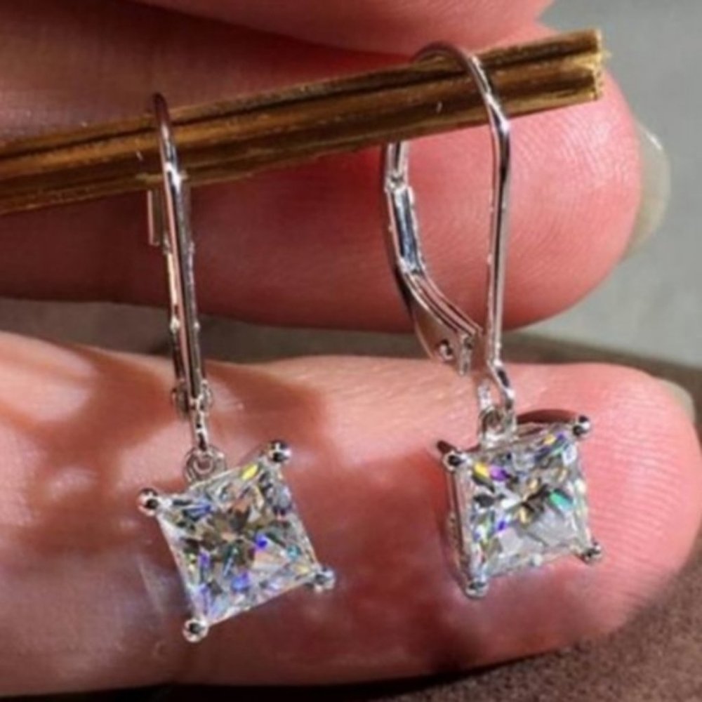 New 2ct Princess Cut Solitaire Diamond Earrings - Picture 2 of 6